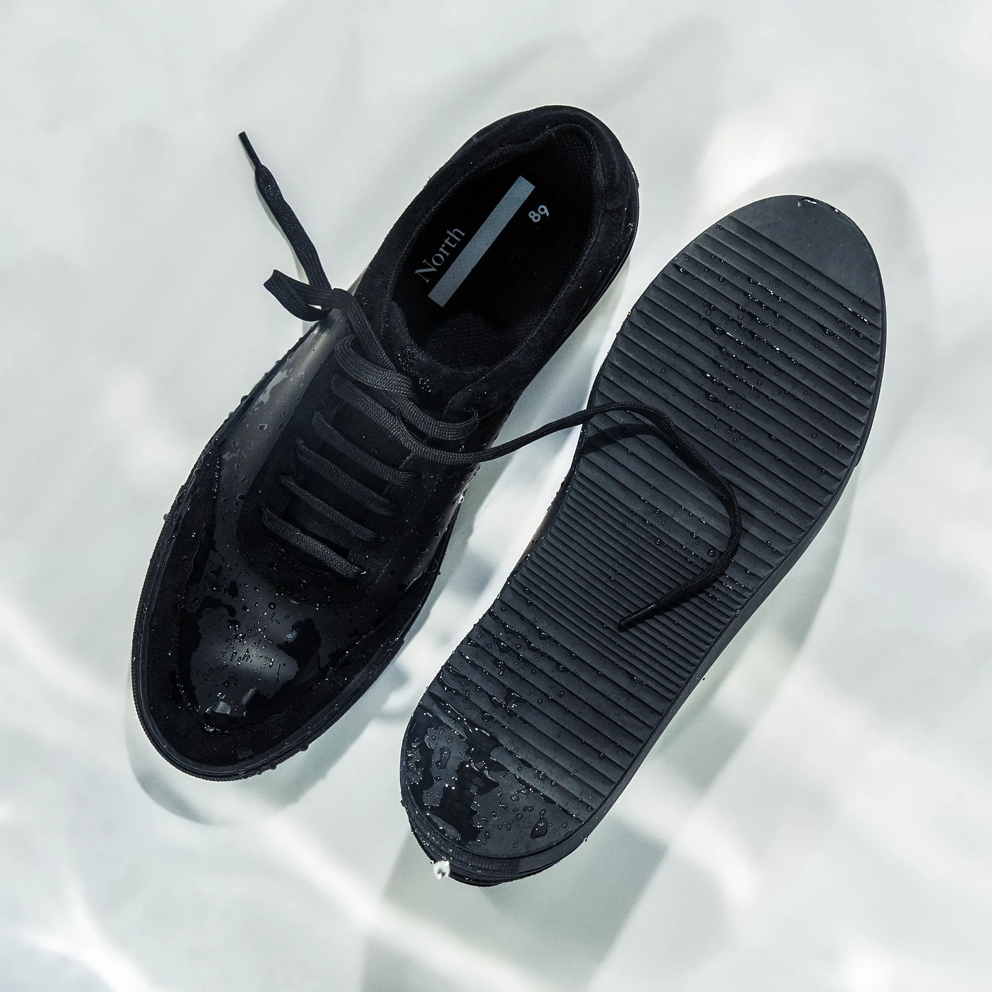 Court Carbon Black (Water-resistant)