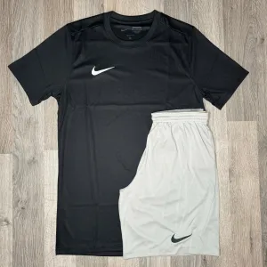 Nike Dri Fit Set - Tee & Shorts - Black / Grey (Junior)